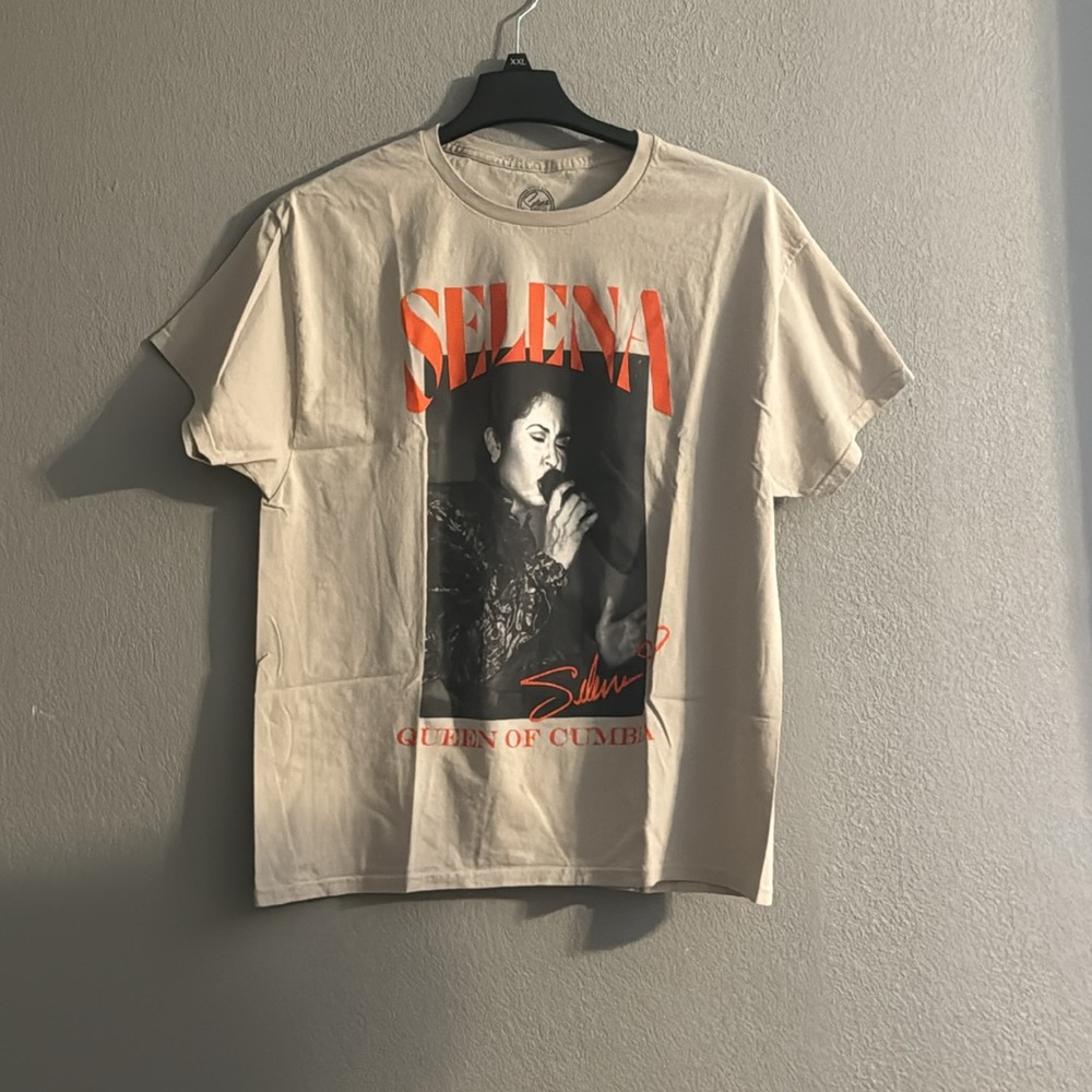 Used - Picture 3 of 5